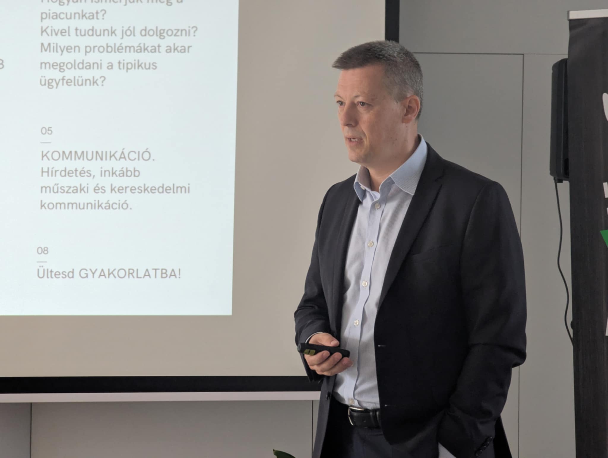 Workshop Asti Marketing Industrial B2B la Parcul Industrial Sepsi dr Székely Szilárd expert marketing B2B industrial