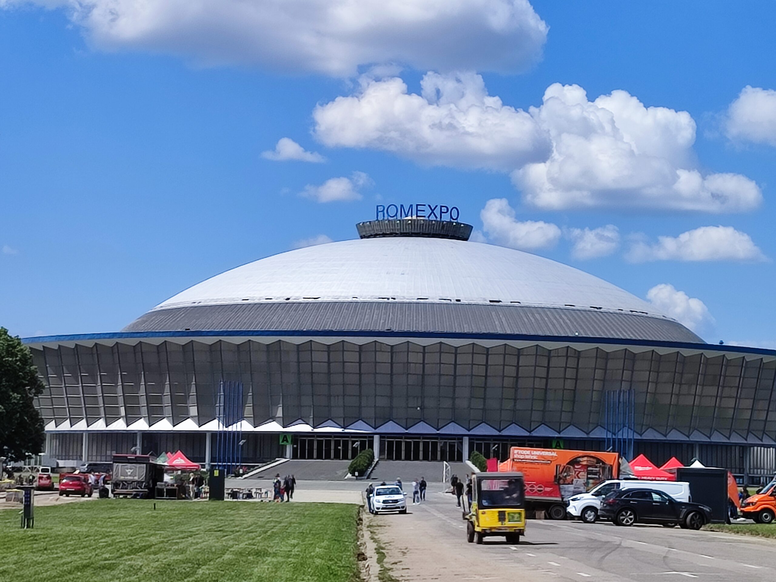 Romexpo Pavilion Central - locația emblematică a expozițiilor industriale B2B